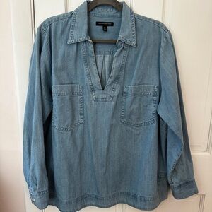 Banana Republic Factory Popover Light Wash Denim Shirt